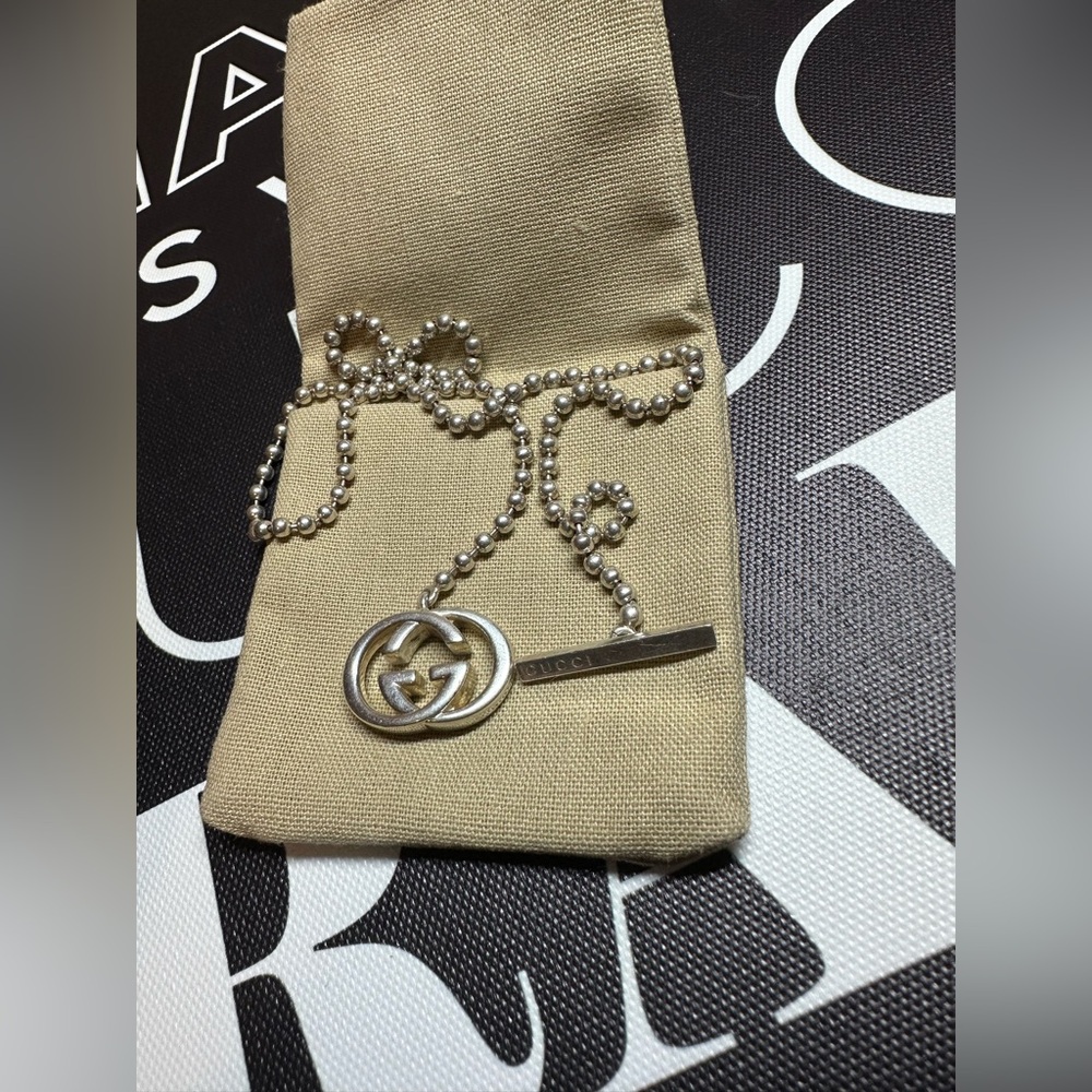 SOLD Gucci Sterling Silver Interlocking G Pendant Necklace - Picture 2 of 4